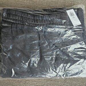 NWT Old Navy High-Waisted SoComfy Cargo Wide-Leg Sweatpants